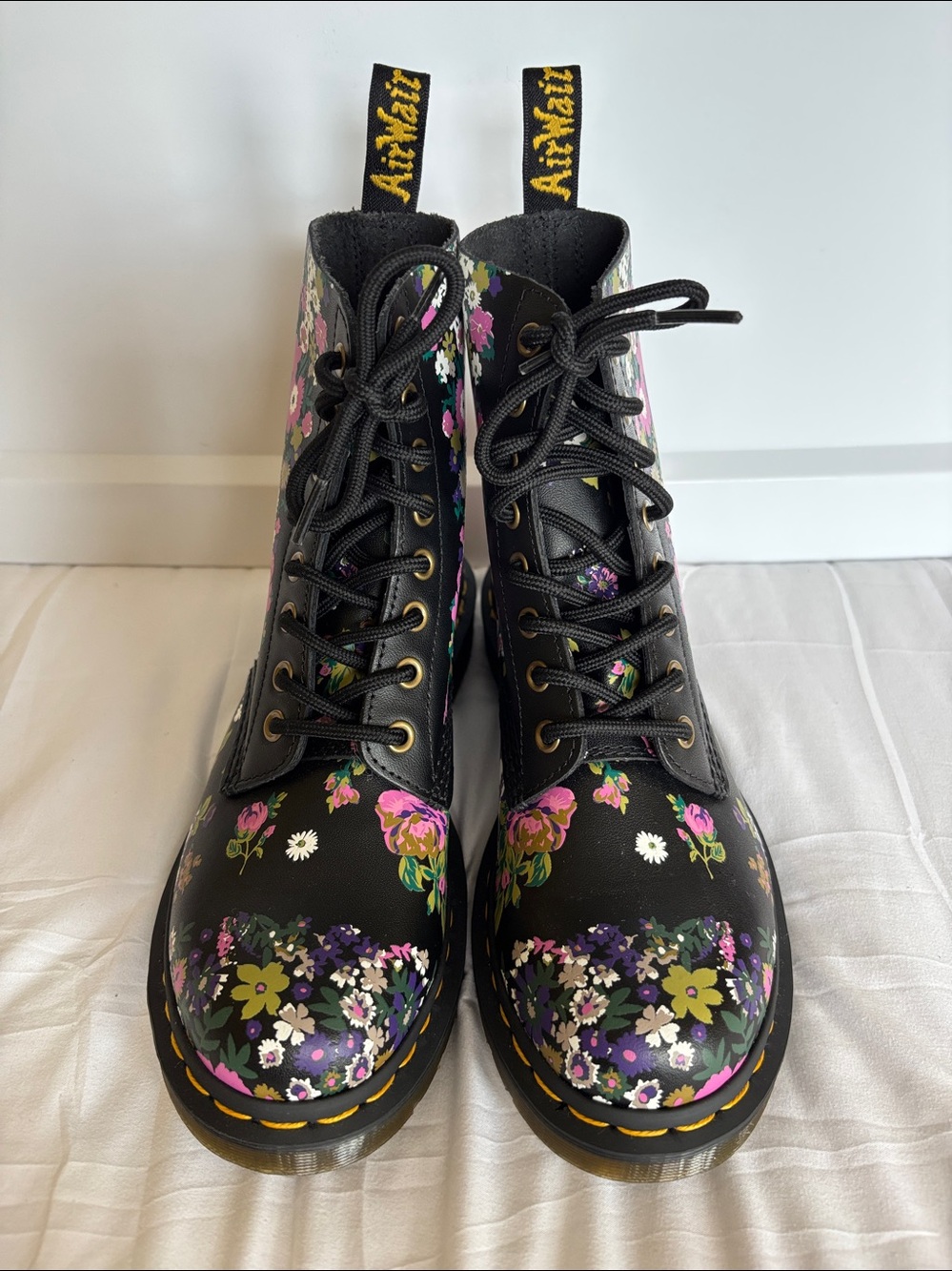 Dr. Martens Pascal Floral 1460 Air Boots – Women’s Size 7 – NWOT - Picture 1 of 10